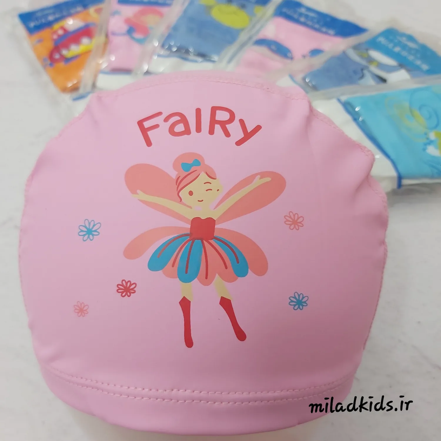 فرم طبیعی کلاه شنا بچه گانه یونگبو (YONGBO) - PU پس از پوشیدن