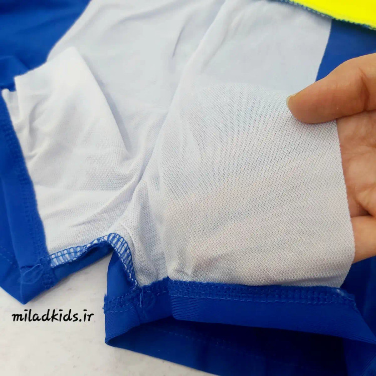 نمای نزدیک آستر شورت شنای پسرانه