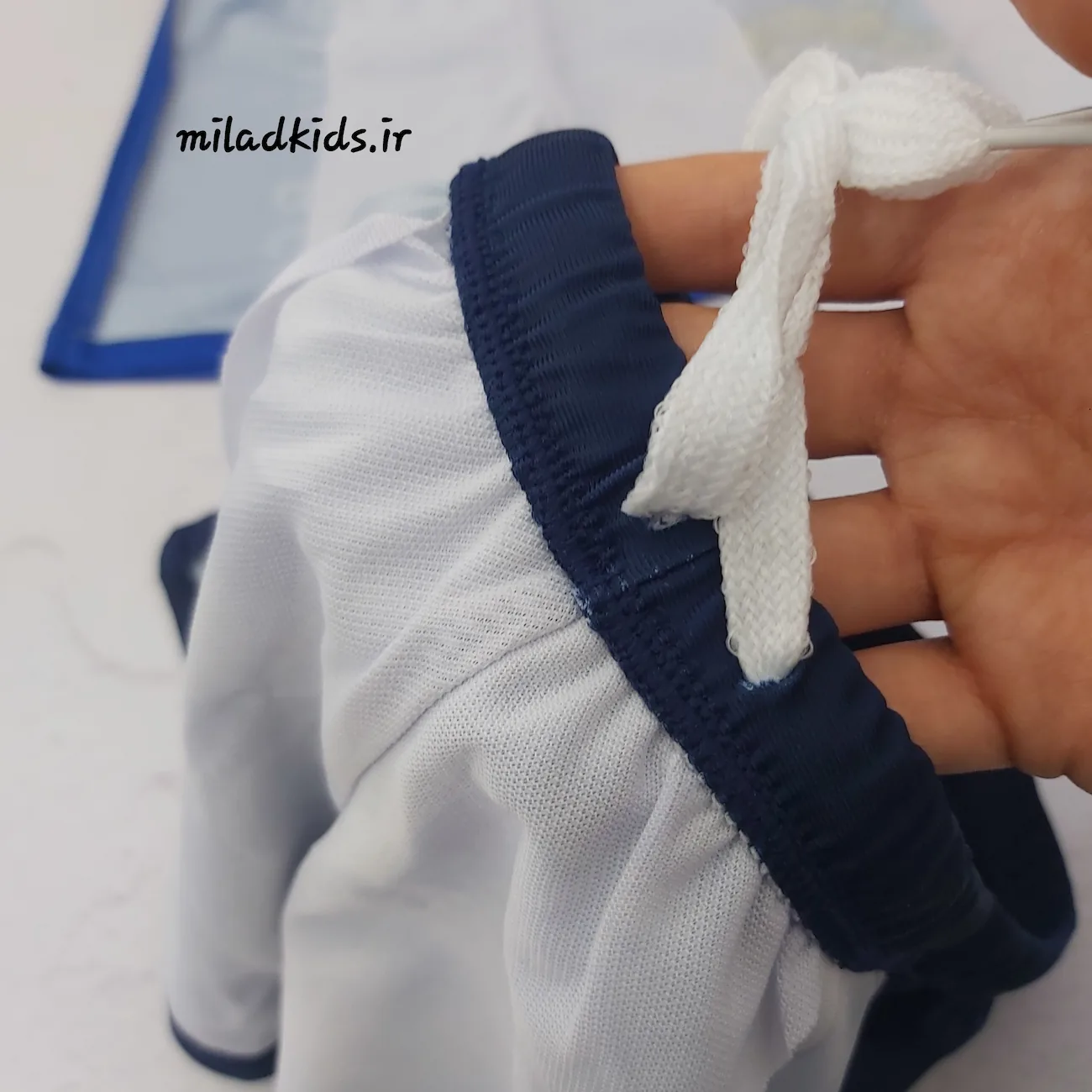 بند کمر مایو شنای کودک پادار طرح دایناسور