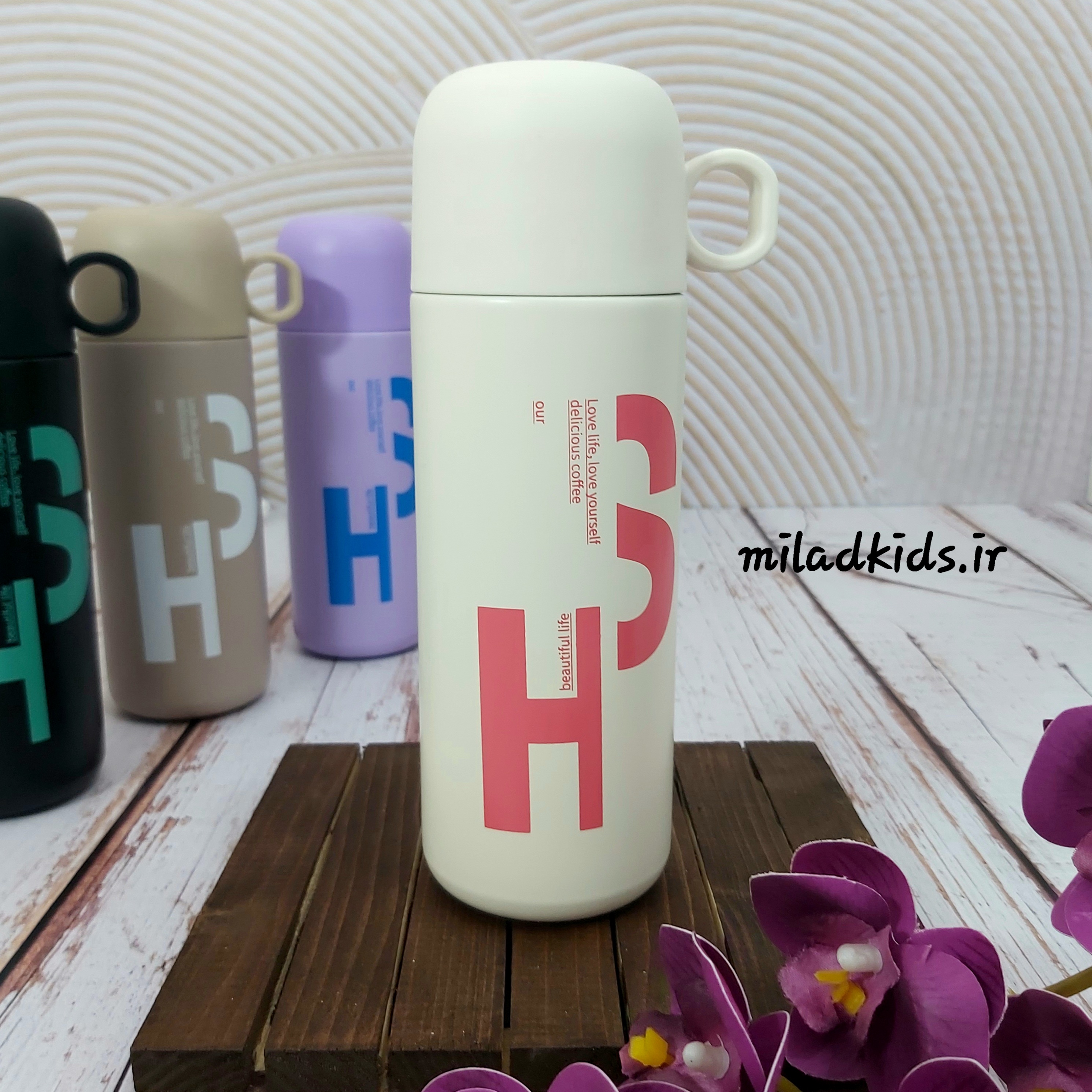 تراول ماگ استیل دو جداره لیوان دار طرح HS رنگ سفید